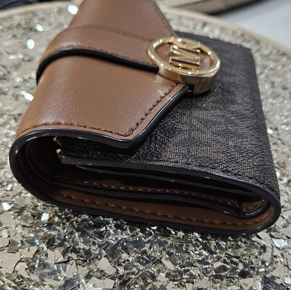 Michael Kors Brown and Black Wallet NWOT